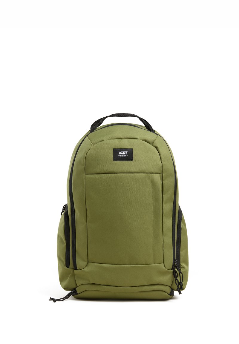 Mochila verde oliva hecha de un tejido resistente con una estructura acolchada, acentos de cremallera negros, un bolsillo frontal y correas ajustables.