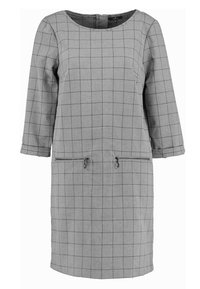 Vestido a cuadros gris con mangas tres cuartos, escote redondo y dos bolsillos con cremallera en la parte delantera, hecho de una tela texturizada.
