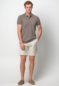 Thumbnail Image 2