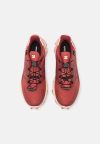 Salomon SUPERCROSS 4 GTX - Pantofi alergare trail - cow hide/syrah/blush