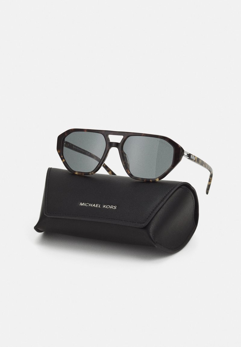 Michael Kors ZURICH Solbriller black grey gradient tortoise