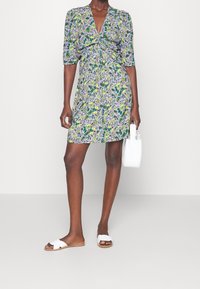 IKKS Vestido informal - mottled lilac