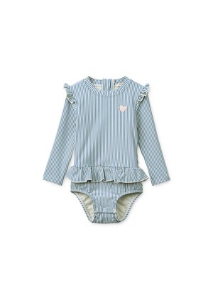 Costum de baie cu mâneci lungi, cu dungi albastre deschise și albe, accente cu volane la umeri și talie cu volănașe. Emblemă mică în formă de inimă pe piept.