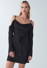 BWLDR RILA - Vapaa-ajan mekko - black