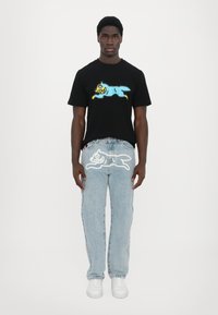 Icecream RUNNING DOG - Print T-shirt - black