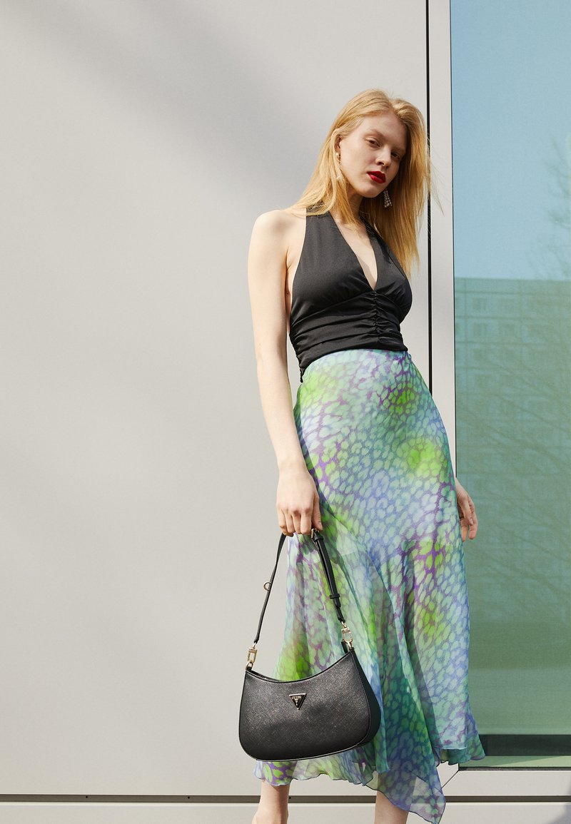 Guess ALEXIE TOP ZIP SHOULDER - Mala de mão - schwarz