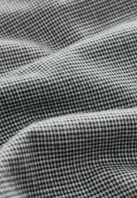 Next REGULAR FIT - SIGNATURE PREMIUM - Pyžamové nohavice - grey check