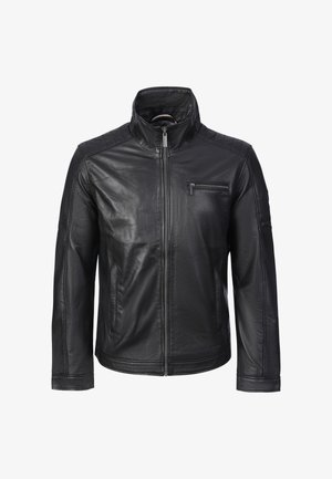 Zwarte leren jas met opstaande kraag, ritssluiting aan de voorkant, ritsvak op de borst en doorgestikte naden op schouders en mouwen.