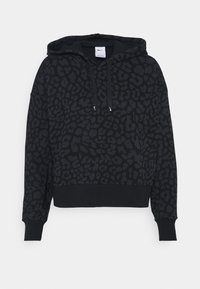 Sweat à capuche court noir avec motif léopard foncé, manches longues, poignets et ourlet côtelés, et capuche avec cordons à embouts blancs.