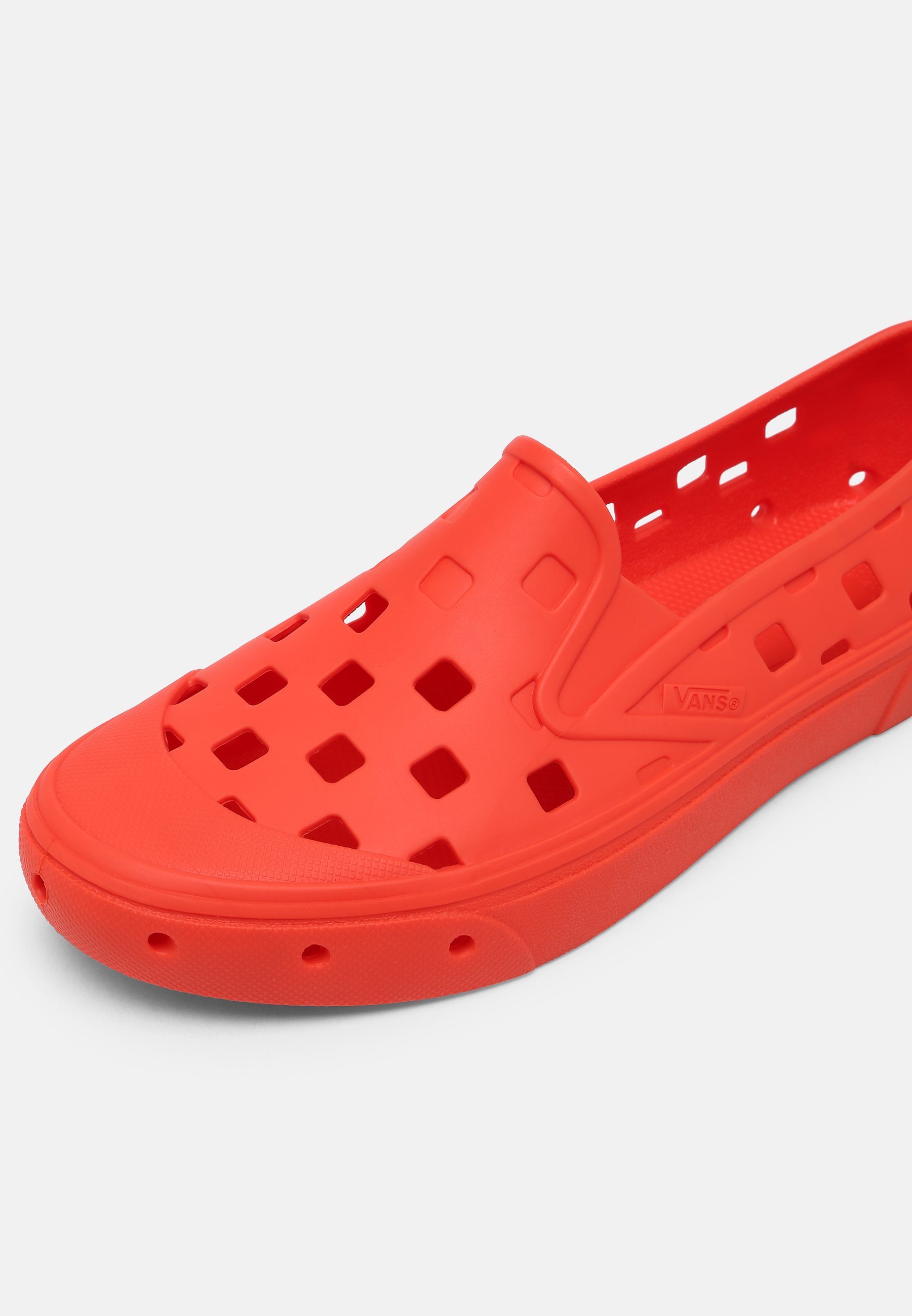 vans slip on orange