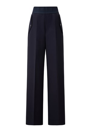 Pantalons larges en tissu noir uni, avec une taille haute et deux poches à soufflet à l'avant avec accents de bouton. Texture lisse et coupe ajustée.