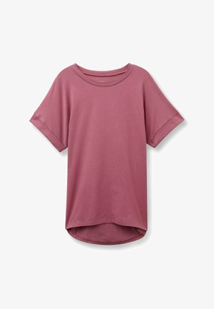 Lila Freizeithemd mit kurzen Ärmeln, rundem Ausschnitt und leicht geschwungenem Saum, vor weißem Hintergrund dargestellt.