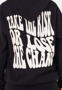 Niet geselecteerd, black