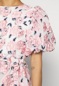 Sister Jane - DREAM MOON FLOWER DRESS - Juhlamekko - light pink - 5