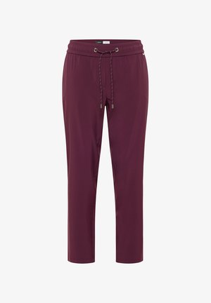 Pantalones deportivos burdeos con cintura elástica, cierre de cordón y piernas ajustadas. Tejido liso y ligero sin patrones visibles.
