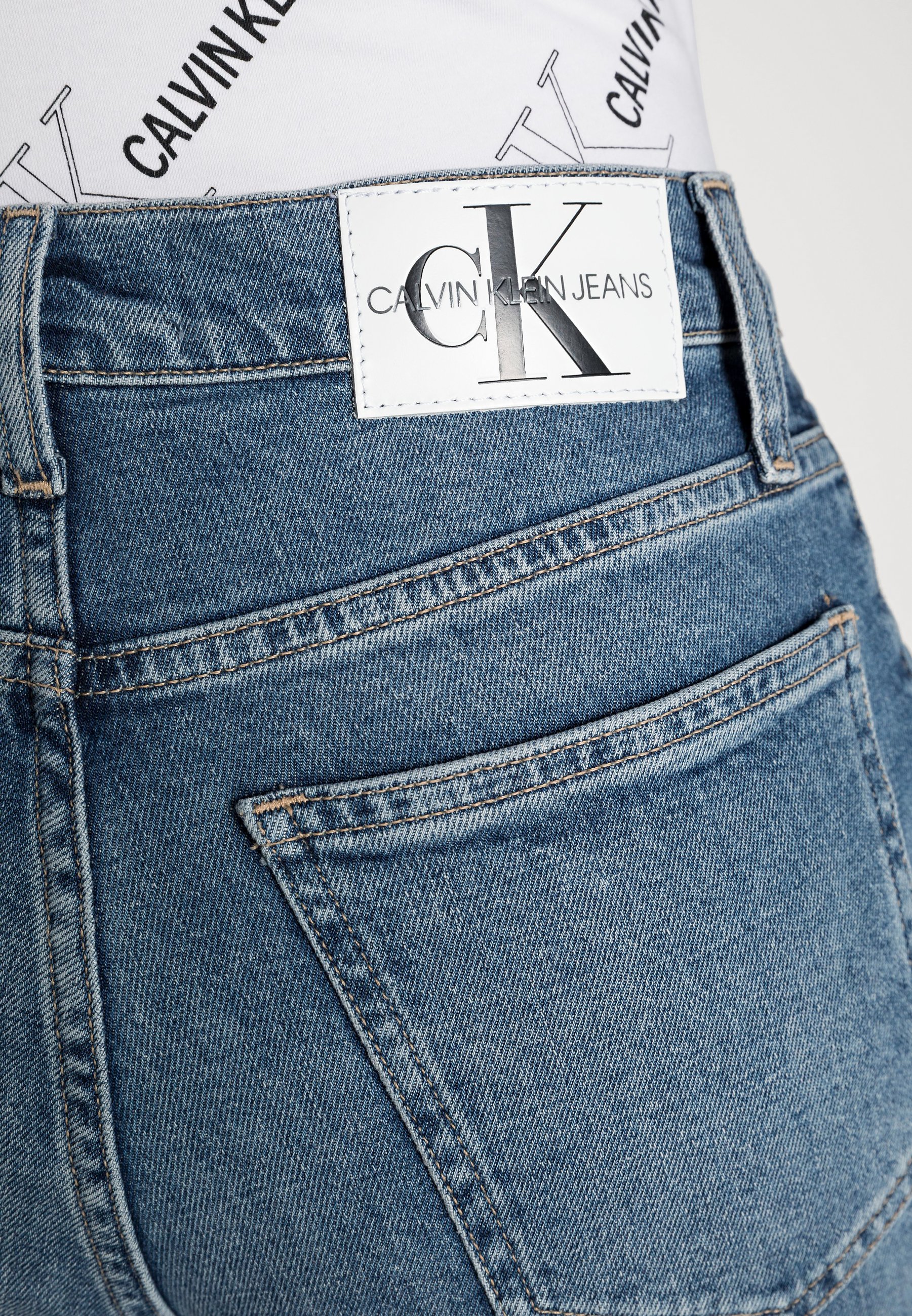Calvin Klein Jeans MOM - Jean boyfriend 