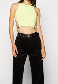 Monki Tygbyxor - black