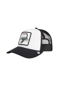 Trucker-Kappe mit weißer Vorderseite, schwarzem Mesh-Rücken und gebogenem Schirm. Mit einem farbigen, gestickten Skorpion-Patch auf der Vorderseite.