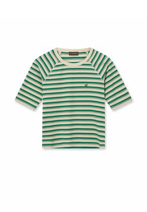 Rövid ujjú bordázott kötött póló vízszintes zöld, bézs és barna csíkokkal, kerek nyakkal és kis hímzett logóval a mellkason.