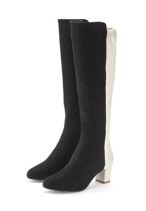 Stiefel - schwarz weiß