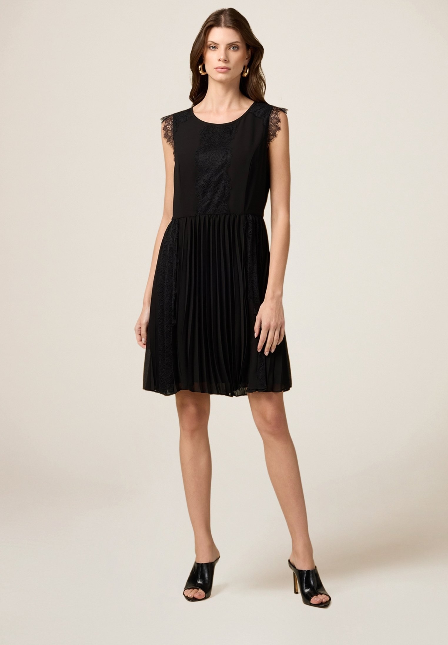 Zalando Vestito Nero Sisley Cocktail Zalando Vestiti Di Pizzo Oltre