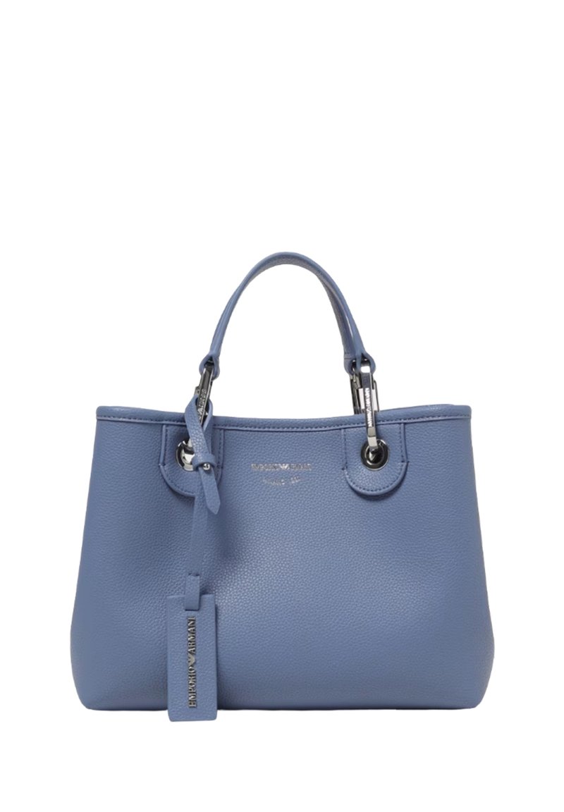 Borsa in pelle azzurro chiaro con texture a rilievo, doppio manico corto, accessori in argento e un'etichetta rimovibile con il nome del marchio.