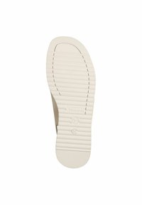 Thumbnail Image 4