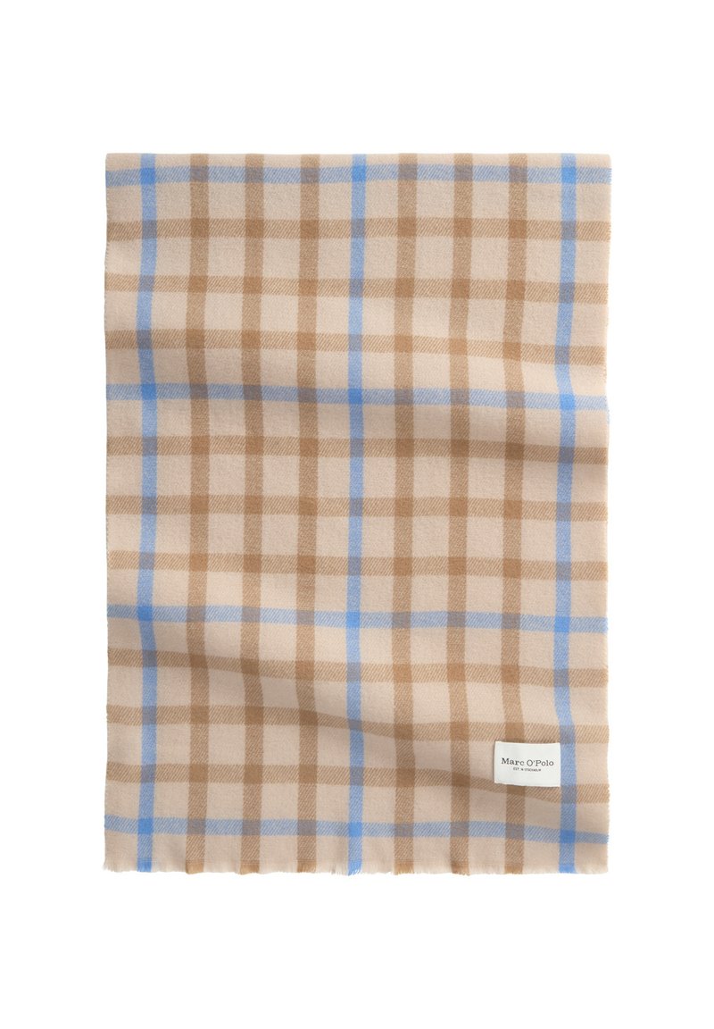 Écharpe beige avec un motif à carreaux beige clair et bleu, de forme rectangulaire, texture douce, et une petite étiquette de marque blanche dans un coin.