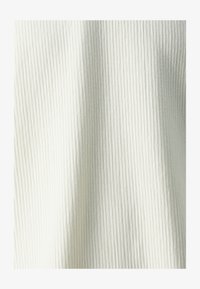 Izbrano, antique white