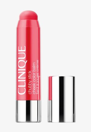 Balsamo colorato per guance Clinique Chubby Stick in rosa-rosso con base e tappo argentati, tappo rimosso e posizionato accanto allo stick.