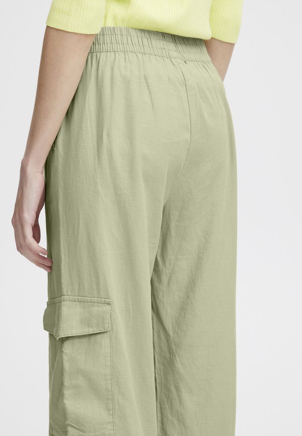 BYALAKKA - Cargo trousers - tea3