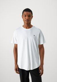 Jack & Jones JPRBLABRODY TEE 7 PACK - Navadna majica - mottled dark yellow/off-white/blue-grey