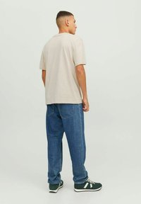 Jack & Jones JORAFTERLIFE TEE - Camiseta estampada - moonbeam