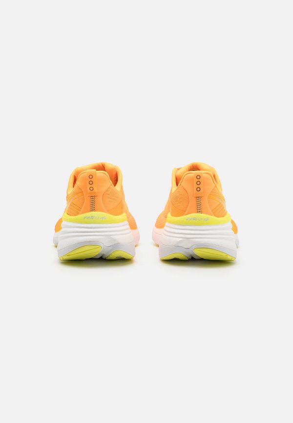 HURRICANE 24 - Road running shoes - orange4