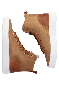 Korkeusvaellussneakerit tan-nahasta ruskeilla nahkaosilla, pyöreillä nauhoilla ja valkoisella kumipohjalla. Varustettu metallisiteillä ja tekstuuripinnalla.
