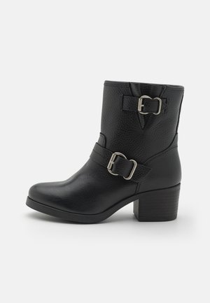 Bullboxer Classic ankle boots - black