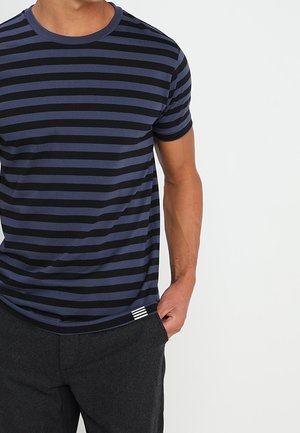 T-shirt z nadrukiem