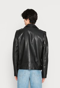 Schott Lederjacke - black