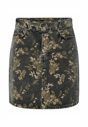 Jupe en denim noir avec imprimé floral en or et vert atténué. Présente une taille ajustée, des passants de ceinture, des poches et un ourlet légèrement arrondi.