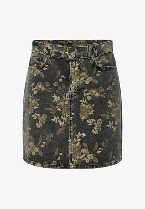 Blomstertrykt denimskjørt i svart og olivengrønt, med tettsittende midje, beltehemper, frontlommer og rett avslutning.