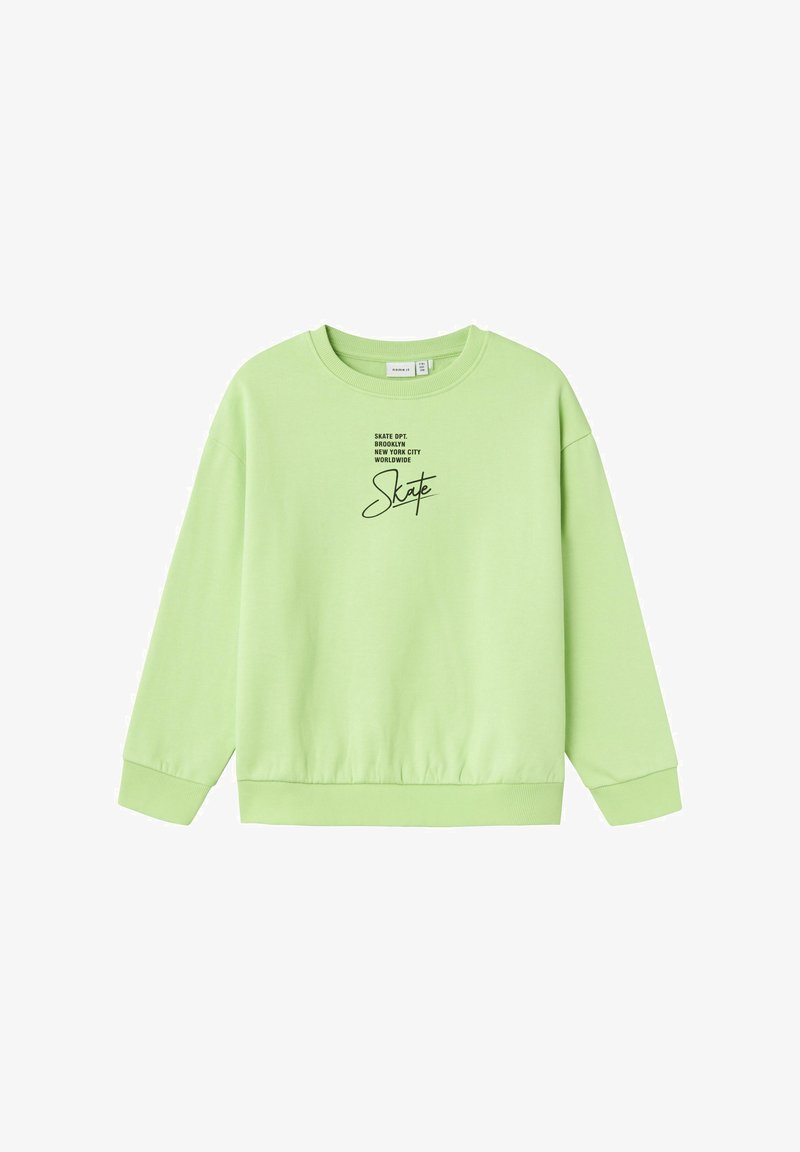 Sudadera verde claro con puños y dobladillo acanalados. Presenta texto negro: "SKATE DPT. BROOKLYN NEW YORK CITY WORLDWIDE" y un logo artístico de "Skate".