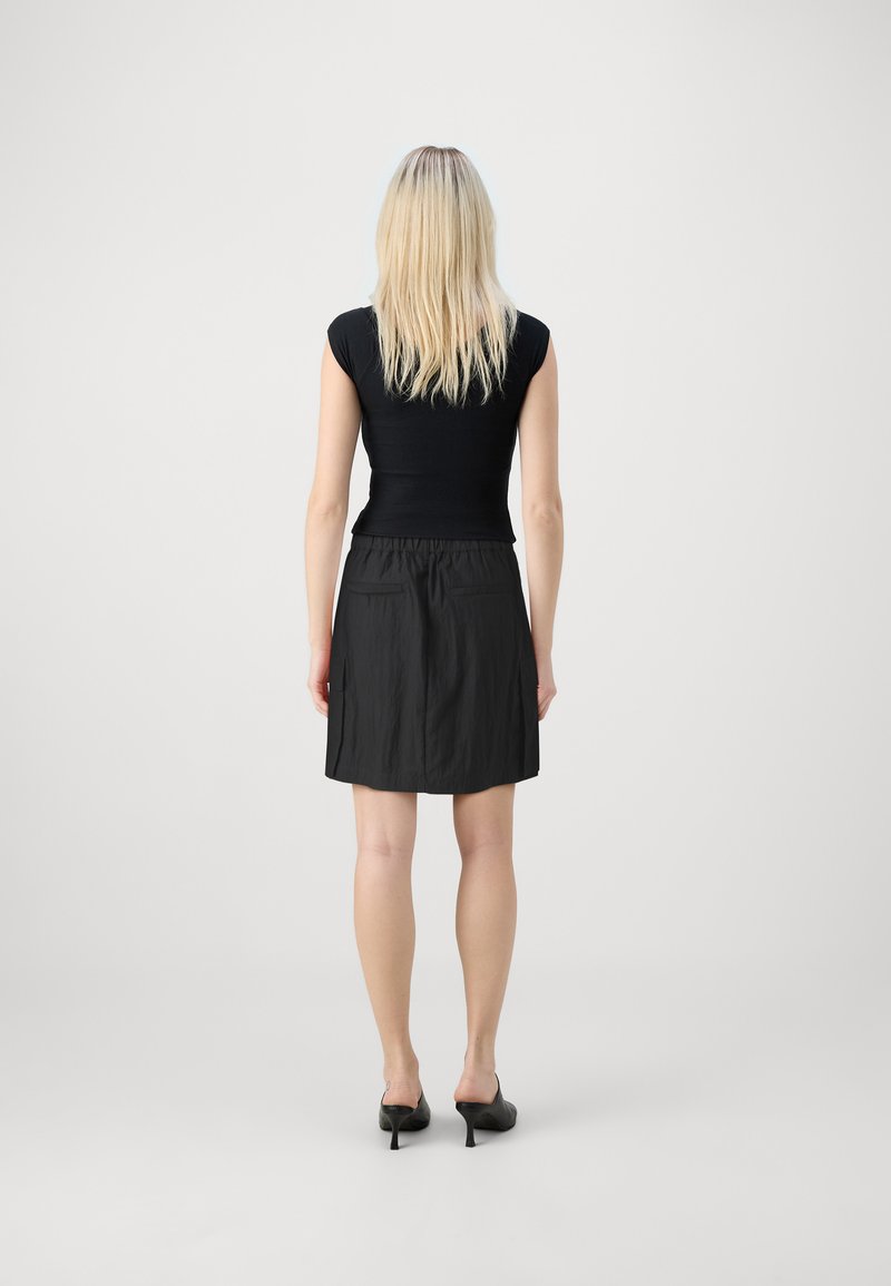 GAP UTILITY SKIRT - Minisukně - black