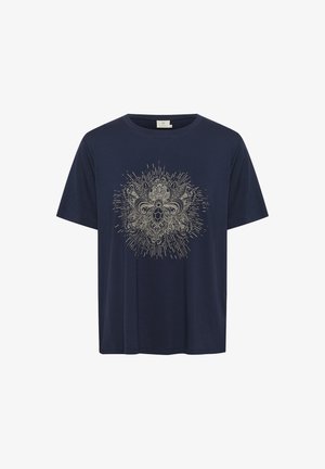 Tumedat sinine puuvillane t-särk lühikeste varrukatega, millel on detailne kuldne graafika kilpkonnast, ümbritsetud päikesekiirte mustritest.