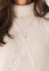 zero Robe pull - beige