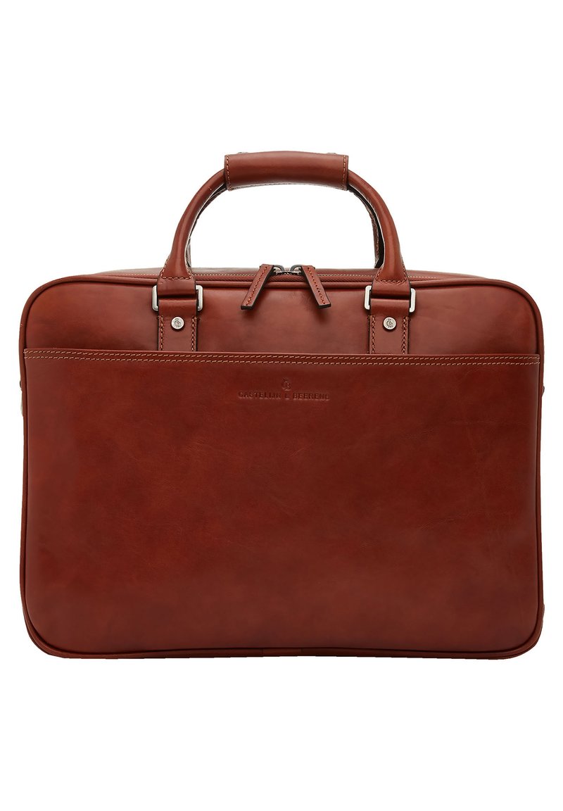 Bruine leren laptoptas met twee bovenhandvatten, ritsafsluiting en contrasterende stiksels. Beschikt over een gladde textuur en subtiele logo-details.