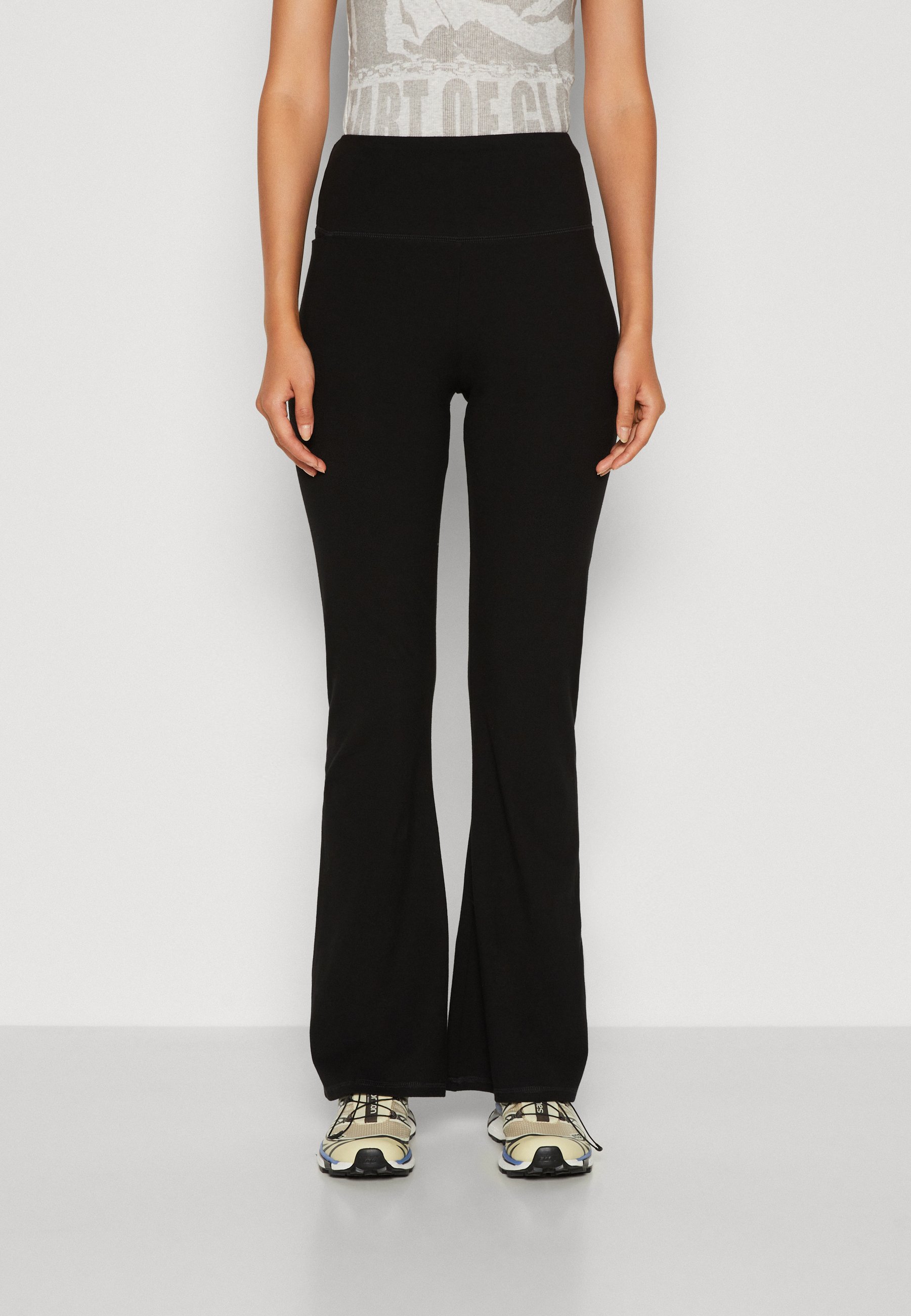 hollister flared trousers