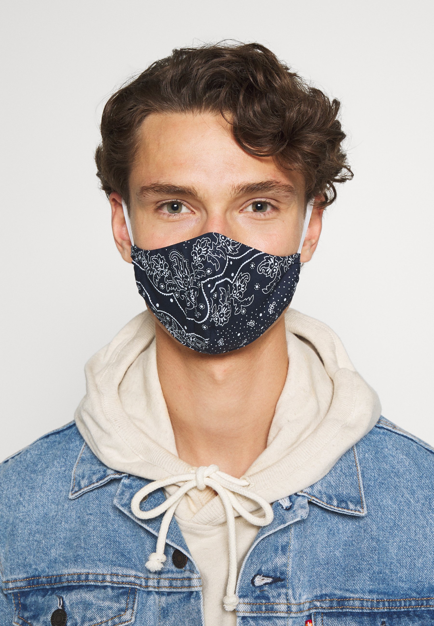 Levi's® REUSABLE BANDANA FACE COVERING 3 PACK - Stoffen mondkapje -  blue/black/red/donkerblauw - Zalando.nl