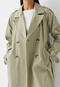 Bershka Prochowiec