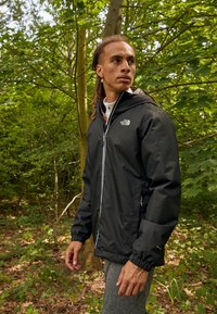 The North Face - QUEST INSULATED JACKET - Ziemas jaka - black Miniatūras attēls 1