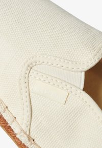 Superdry & Co - Espadryle